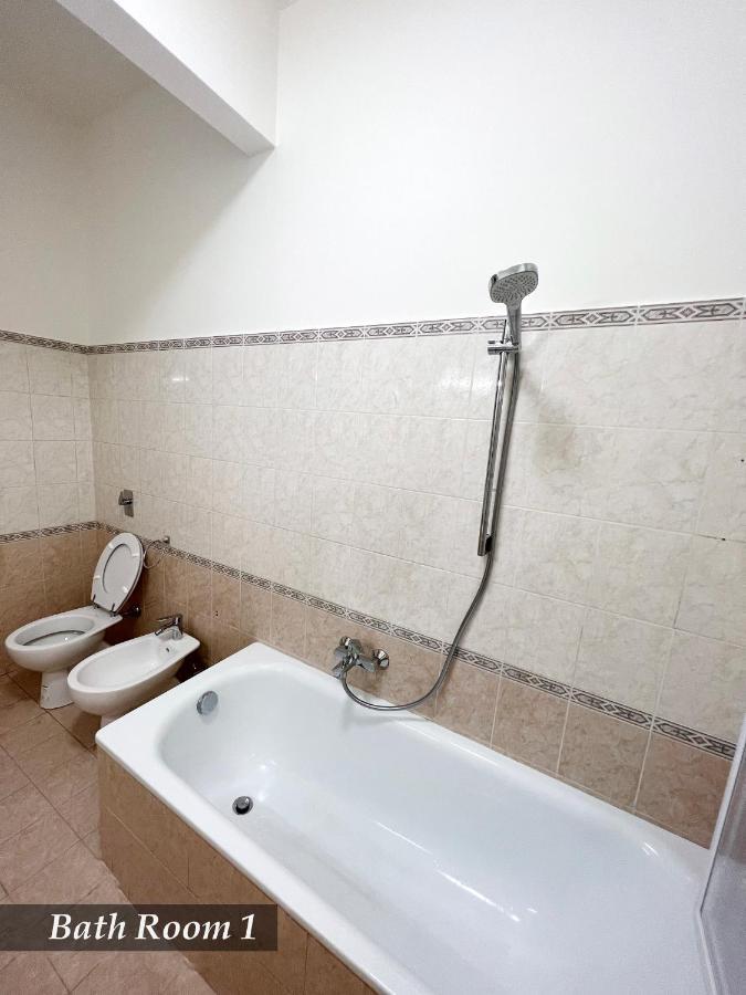 Welcome Riviera -Torre D'Avorio Appartamento 126 Mq Piu'Terrazzo25 Mq - Totalmente Rinnovato- 250 M Dal Centro - Parcheggio A Pagamento 15 Euro Al Giorno Da Prenotare In Anticipo Salvo Dispo -Parking At 15 Euro Per Day To Be Booked In Advance If Avai Rapallo Kültér fotó